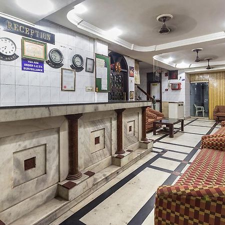 Sahara International Deluxe Hotel Ню Делхи Екстериор снимка